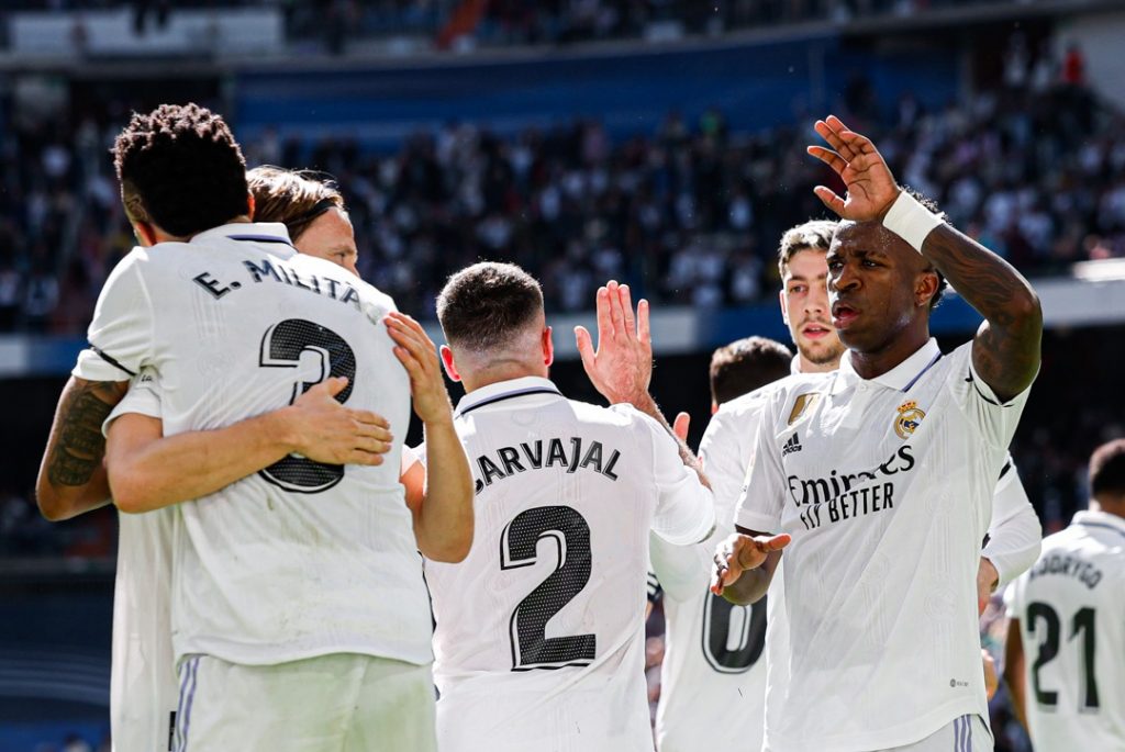 Real Madrid derrotó 3 a 1 al Espanyol en el Santiago Bernabéu.
